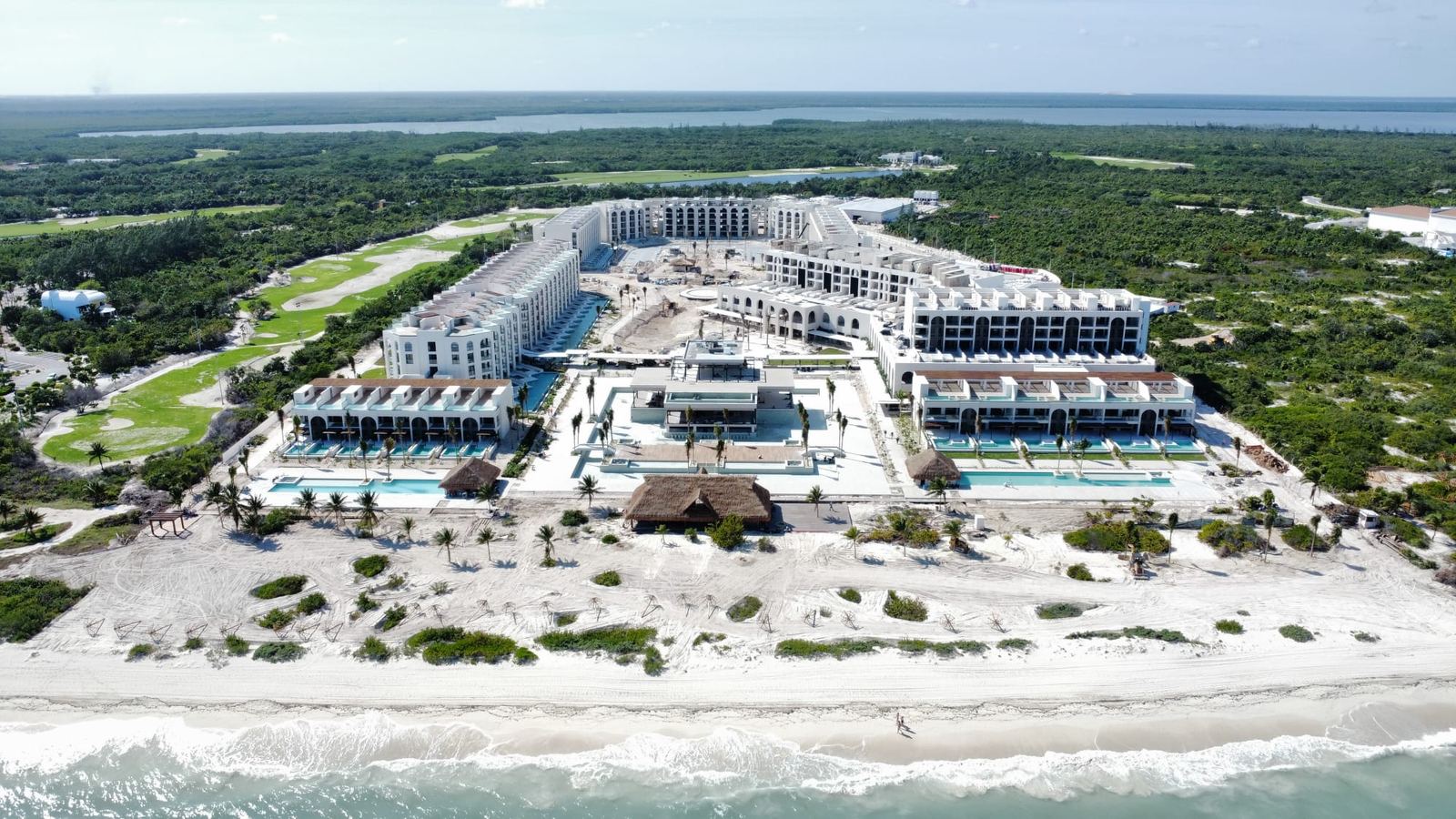 Excellence terminado, Cancún